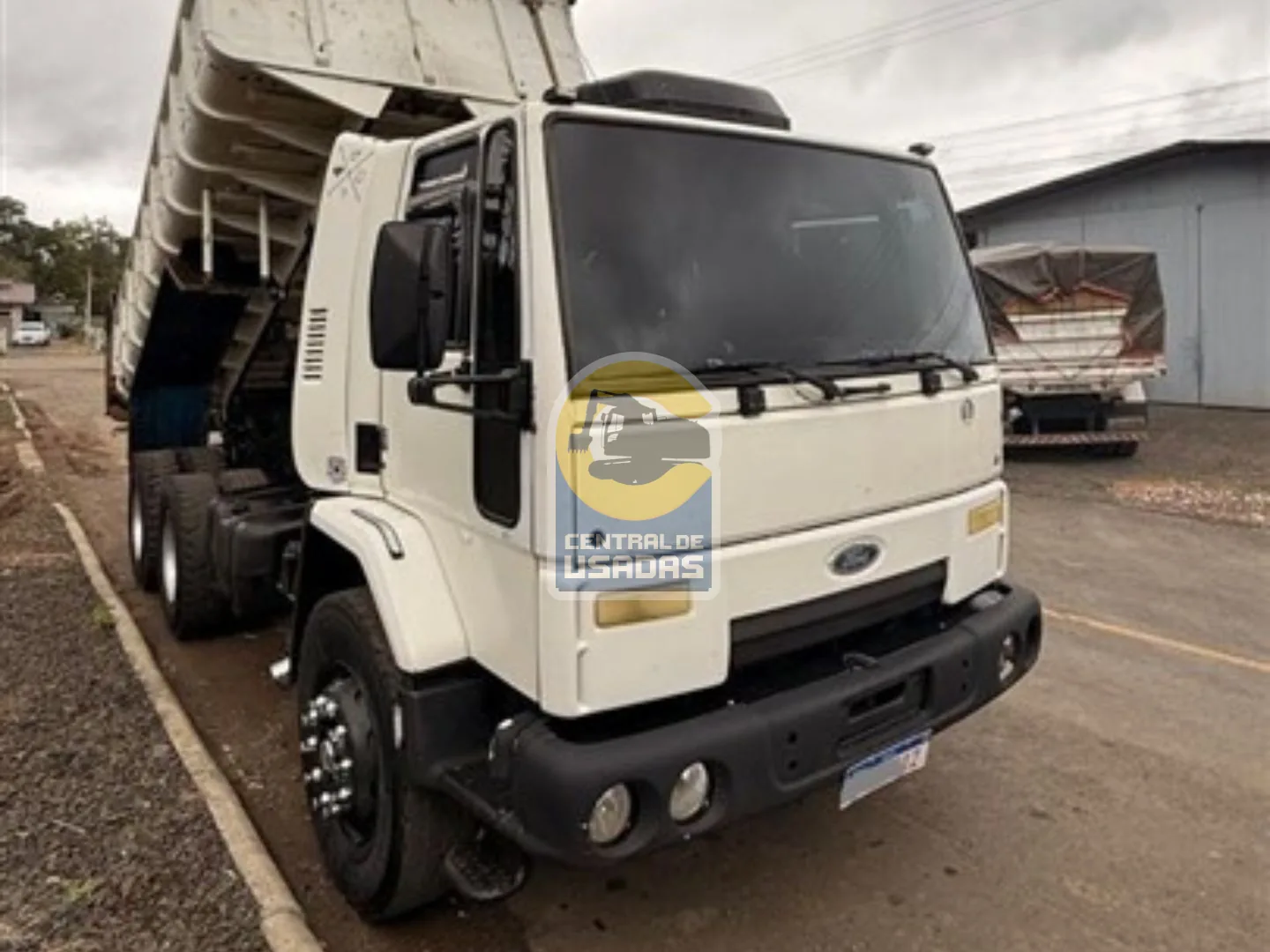 Caminhão Basculante Ford Cargo 2622