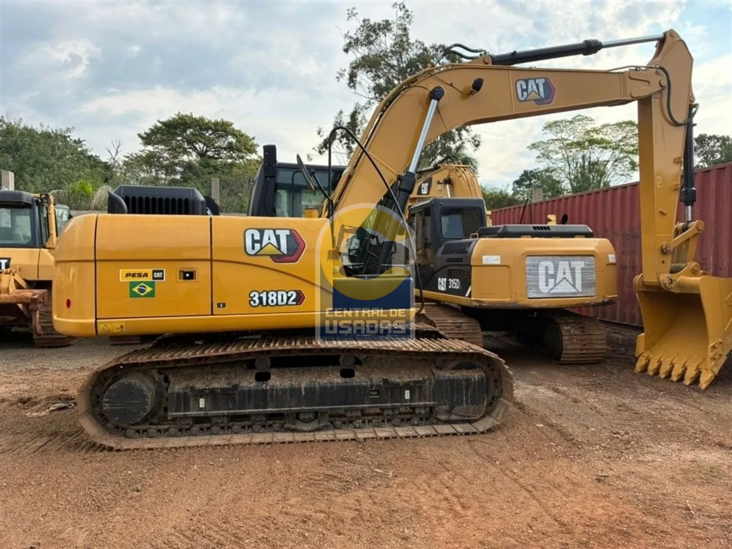 Caterpillar 318D2L 