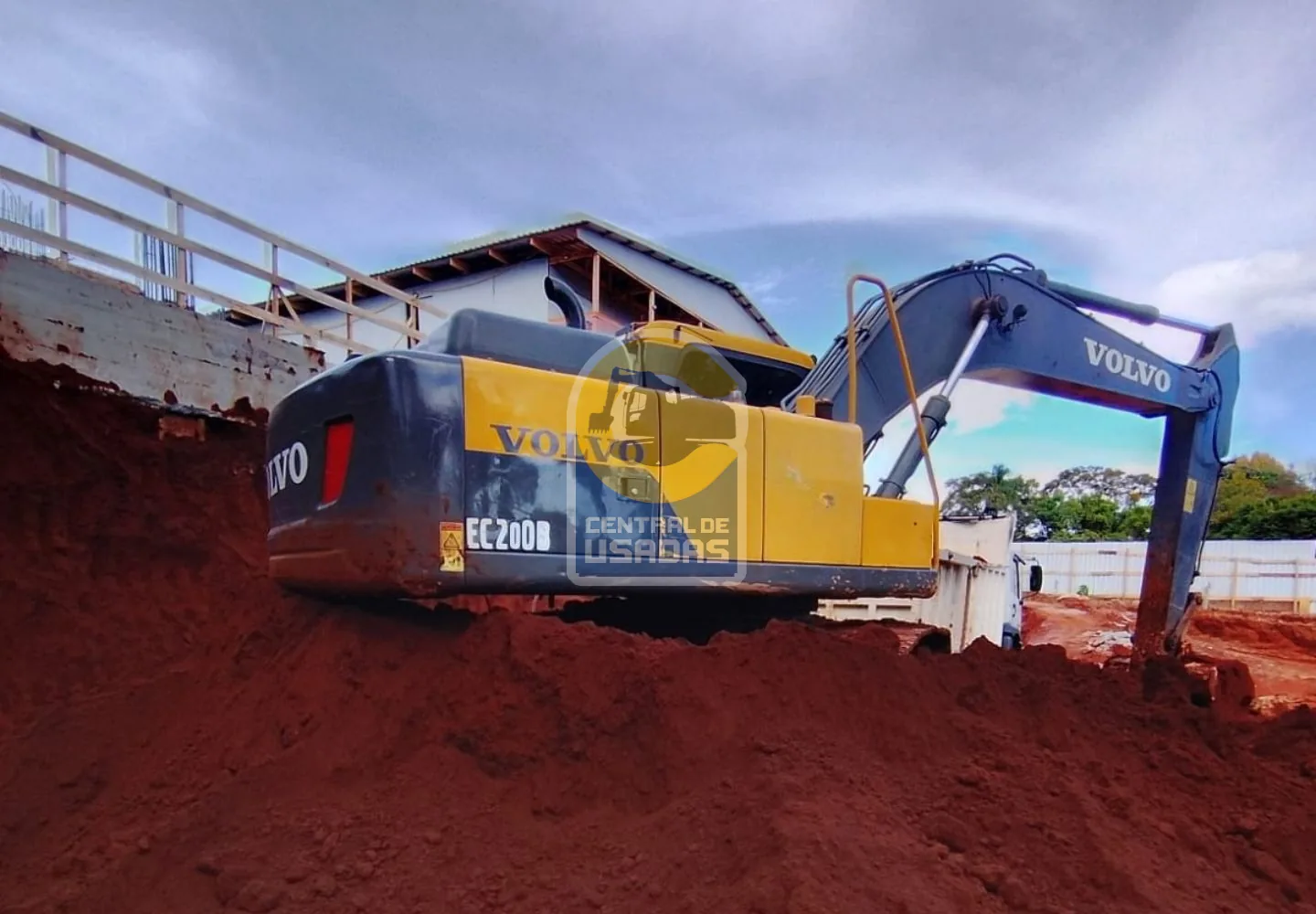 Volvo EC200D