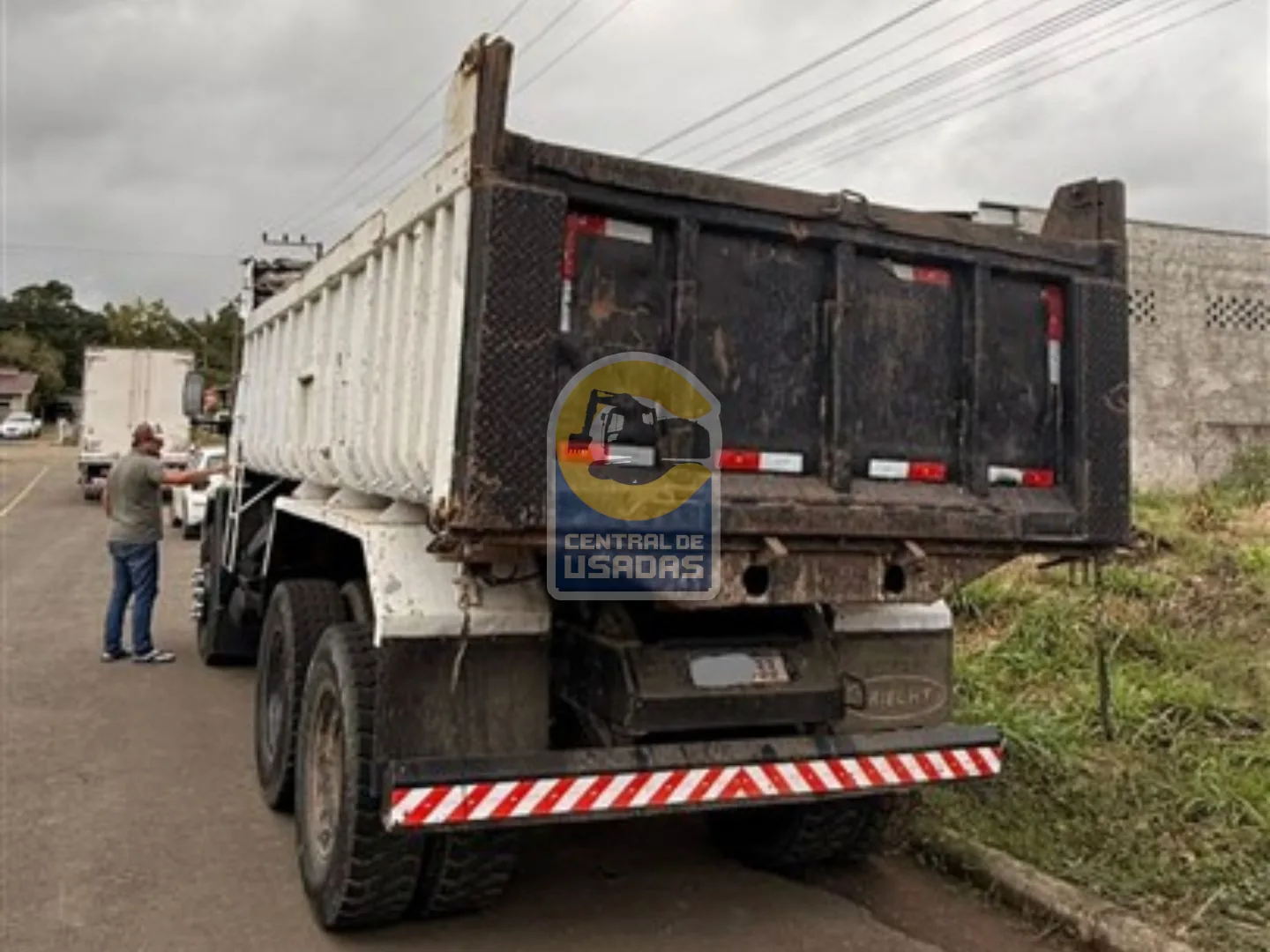 Caminhão Basculante Ford Cargo 2422