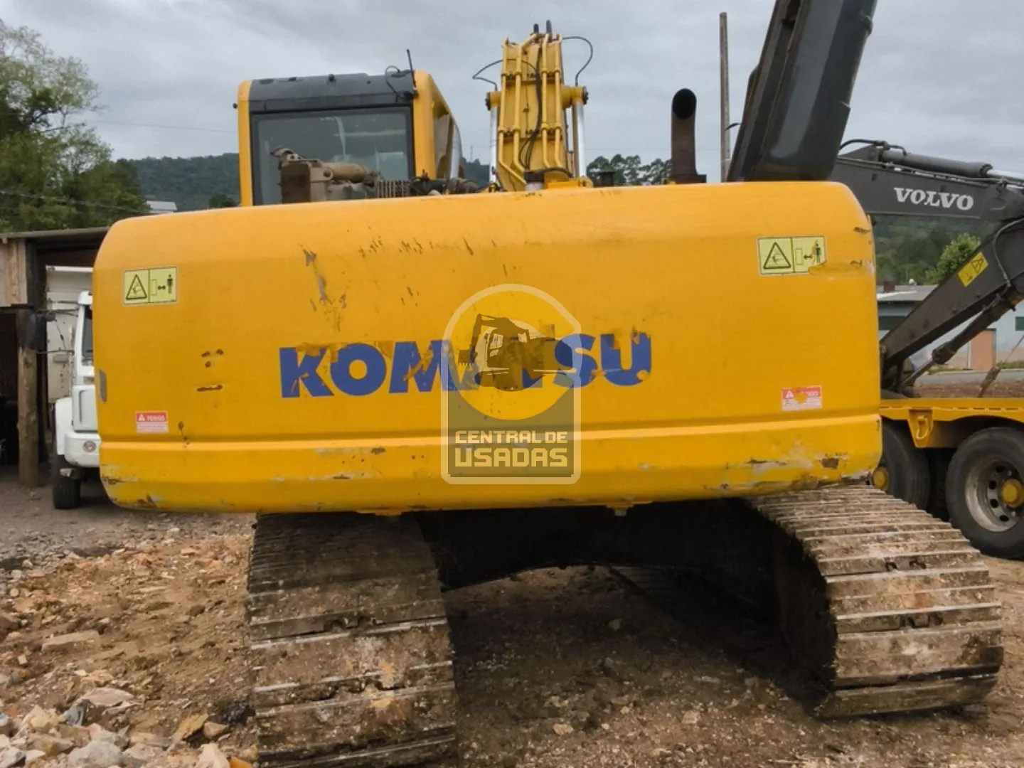 Komatsu PC200-8