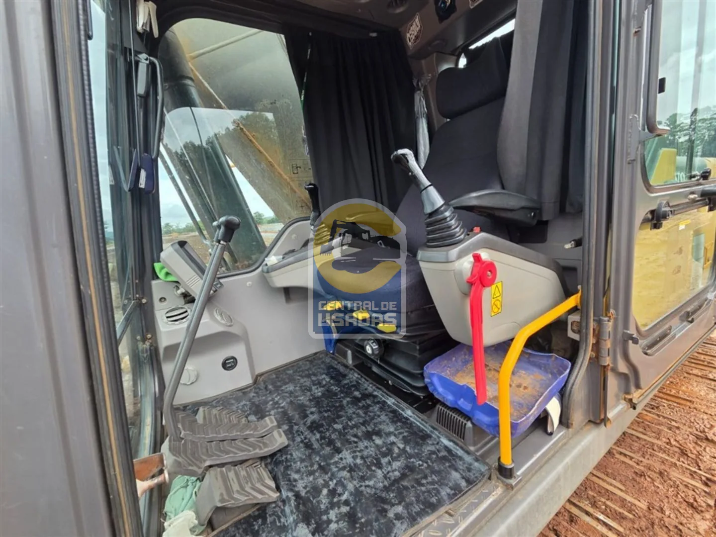 Volvo EC210DLR 