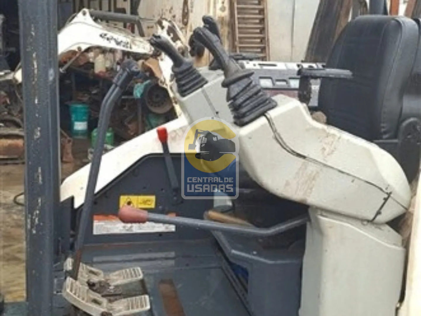 Bobcat E26